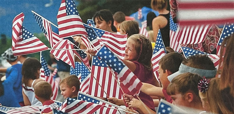 Kids Waving US Flags Lamb