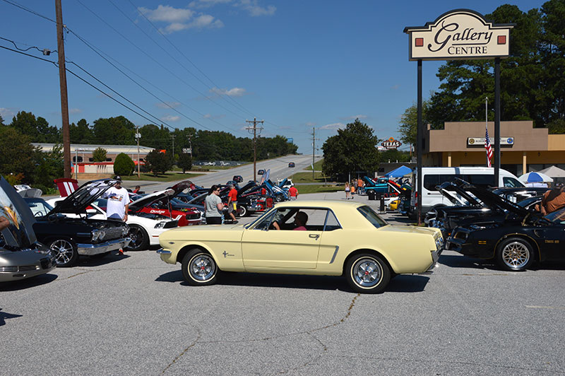 Post214 CarShow 8076