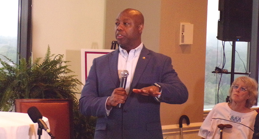 Sen Tim Scott Addresses Immigration and Other Issues at Commerce Club